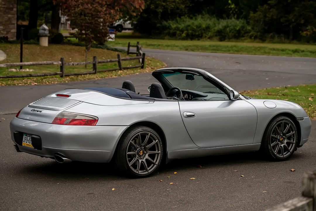 2001 Porsche 996 Carrera - Image 8 of 31