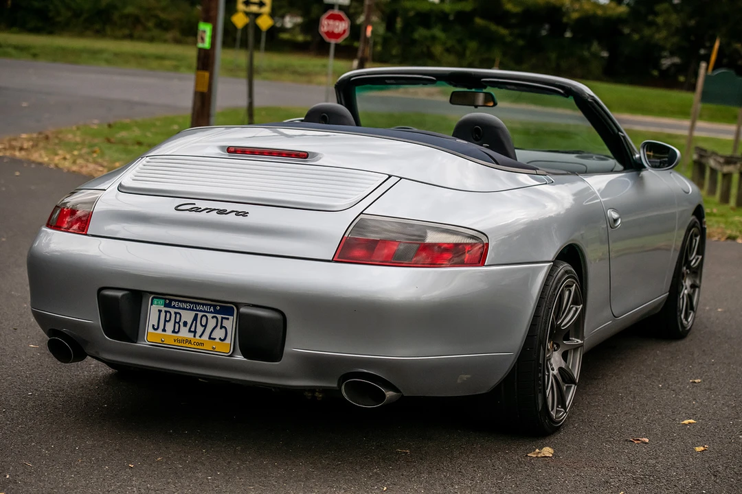 2001 Porsche 996 Carrera - Image 5 of 31