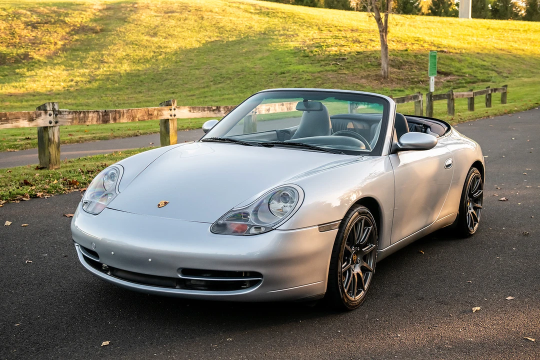 2001 Porsche 996 Carrera - Image 15 of 31
