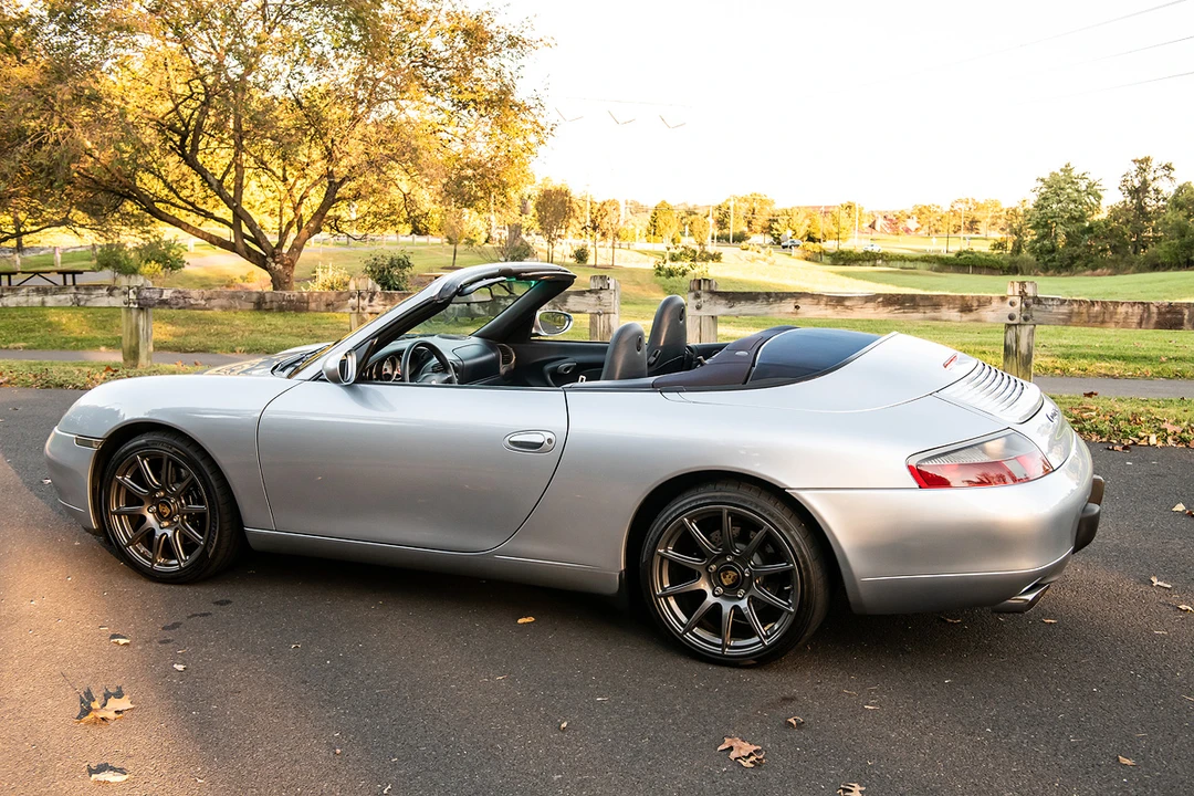 2001 Porsche 996 Carrera - Image 18 of 31