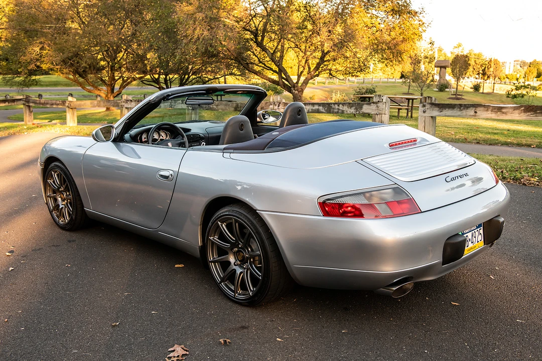 2001 Porsche 996 Carrera - Image 23 of 31