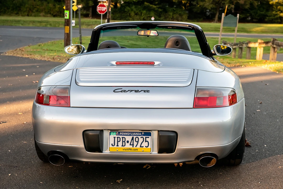 2001 Porsche 996 Carrera - Image 3 of 31