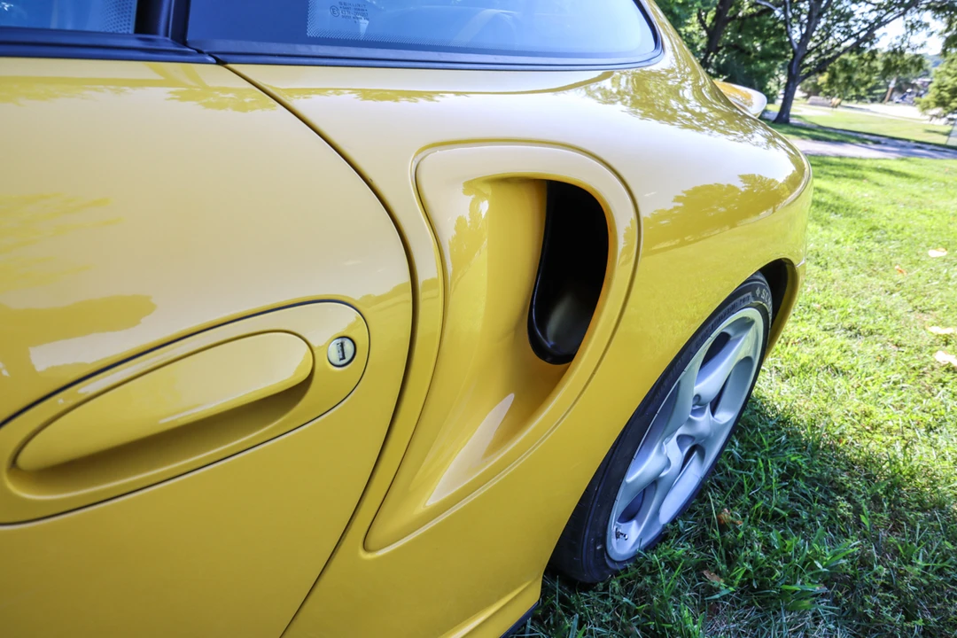 2001 Porsche 996 Turbo - Image 25 of 31