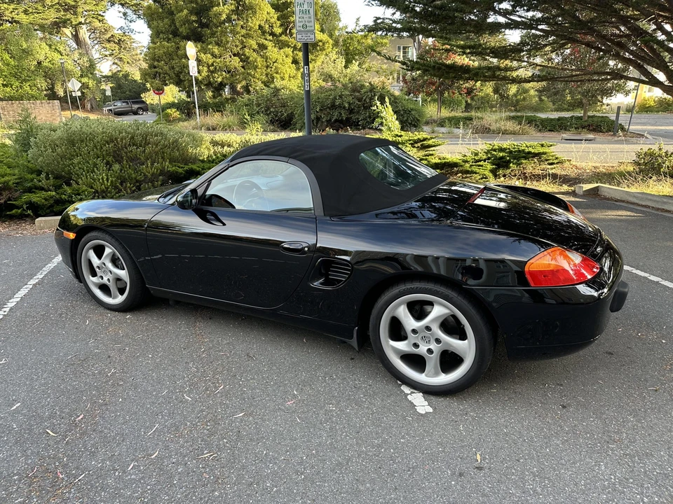 2001 Porsche 986 Boxster - Image 19 of 31
