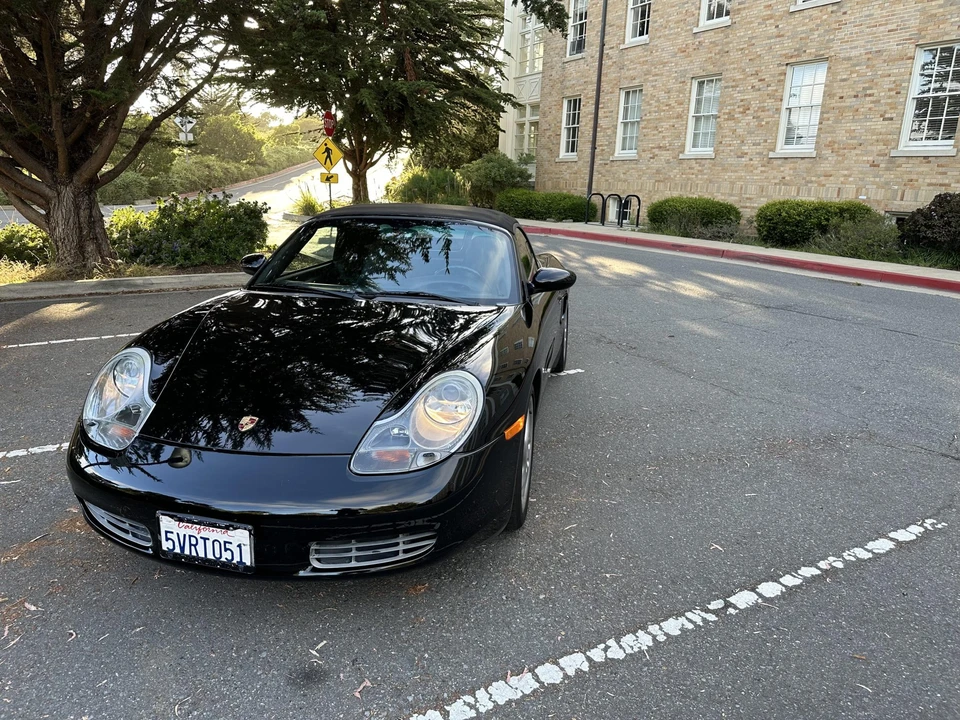 2001 Porsche 986 Boxster - Image 4 of 31