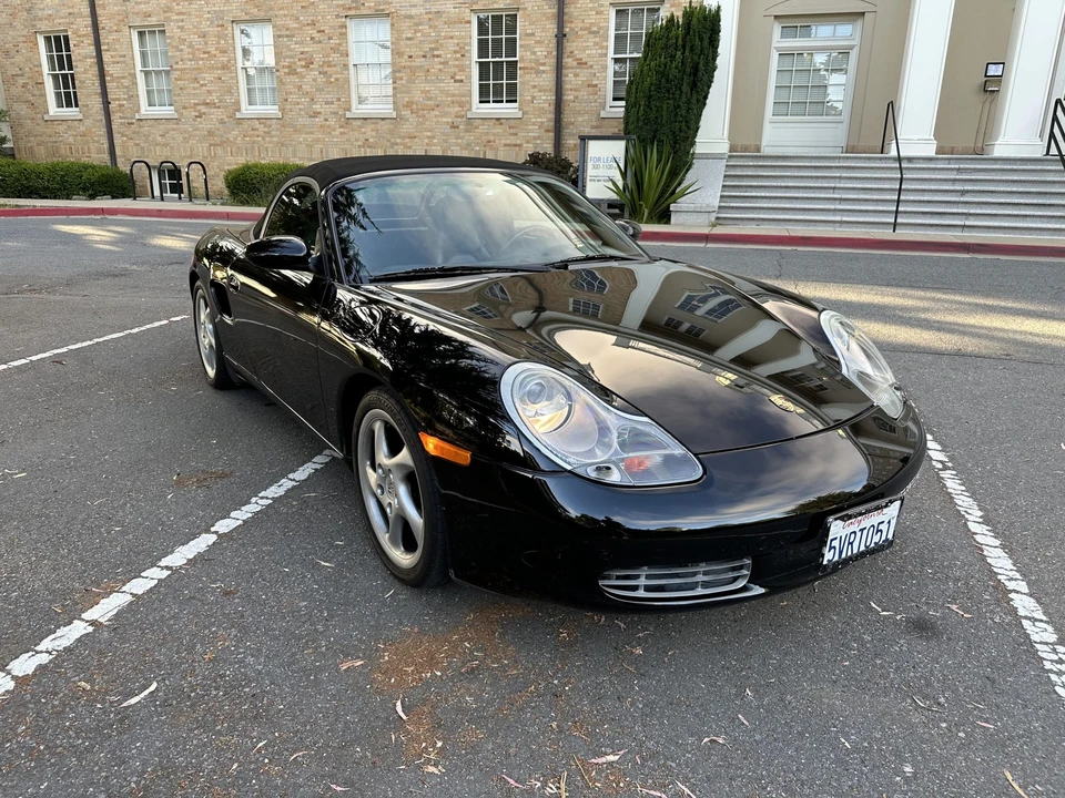 2001 Porsche 986 Boxster - Image 6 of 31