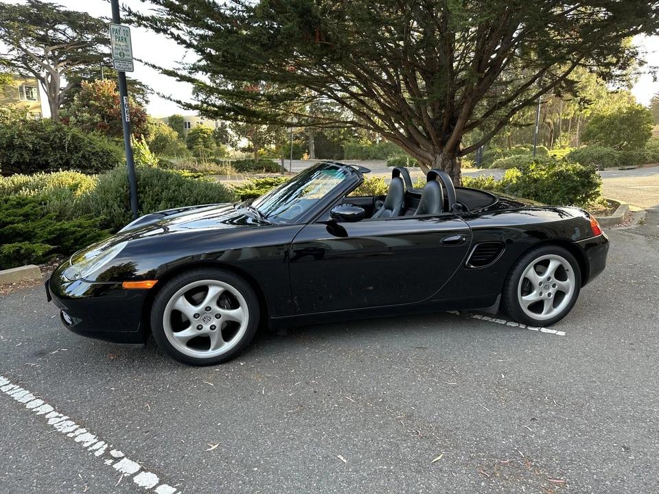 2001 Porsche 986 Boxster - Image 22 of 31