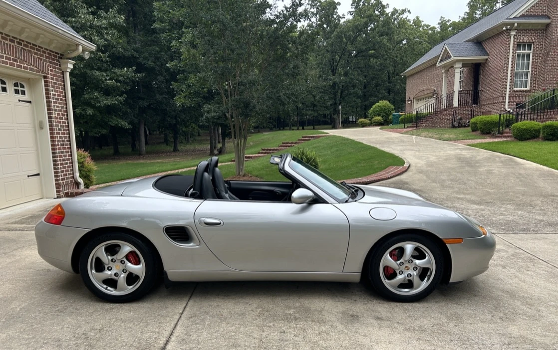 2001 Porsche - Image 2 of 31