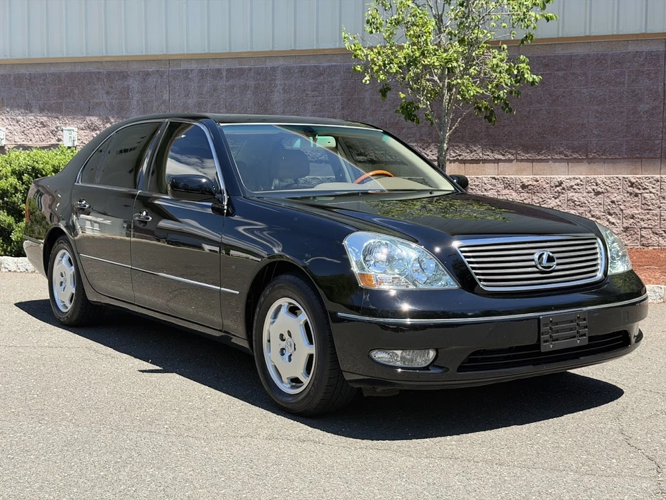 2002 Lexus LS 3rd Gen - Image 14 of 31