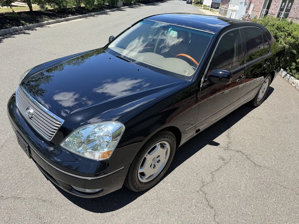 2002 Lexus LS 3rd Gen - Image 3 of 31