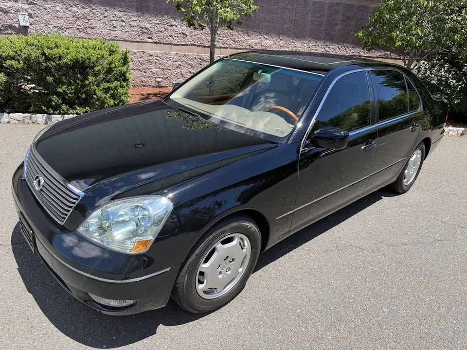2002 Lexus LS 3rd Gen - Image 7 of 31