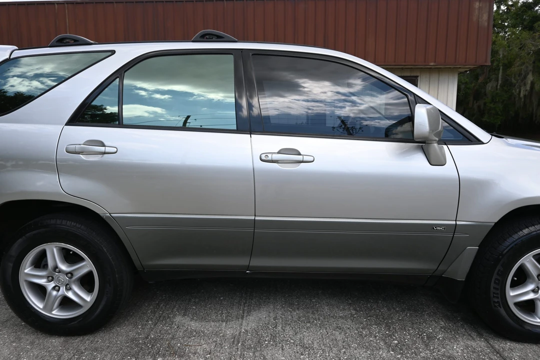 2002 Lexus RX 1st Gen - Image 28 of 31