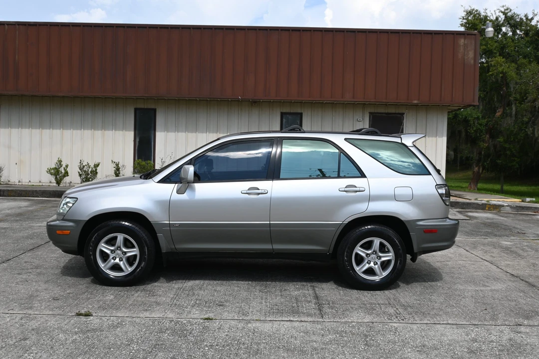 2002 Lexus RX 1st Gen - Image 19 of 31