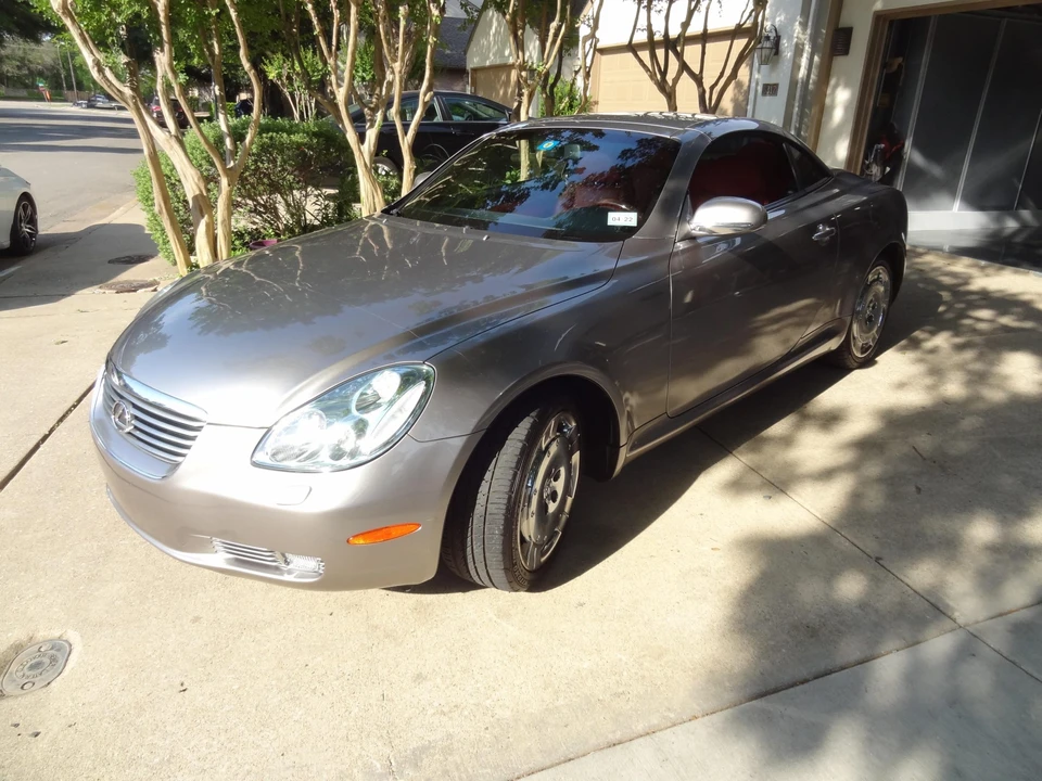 2002 Lexus SC430 - Image 3 of 31