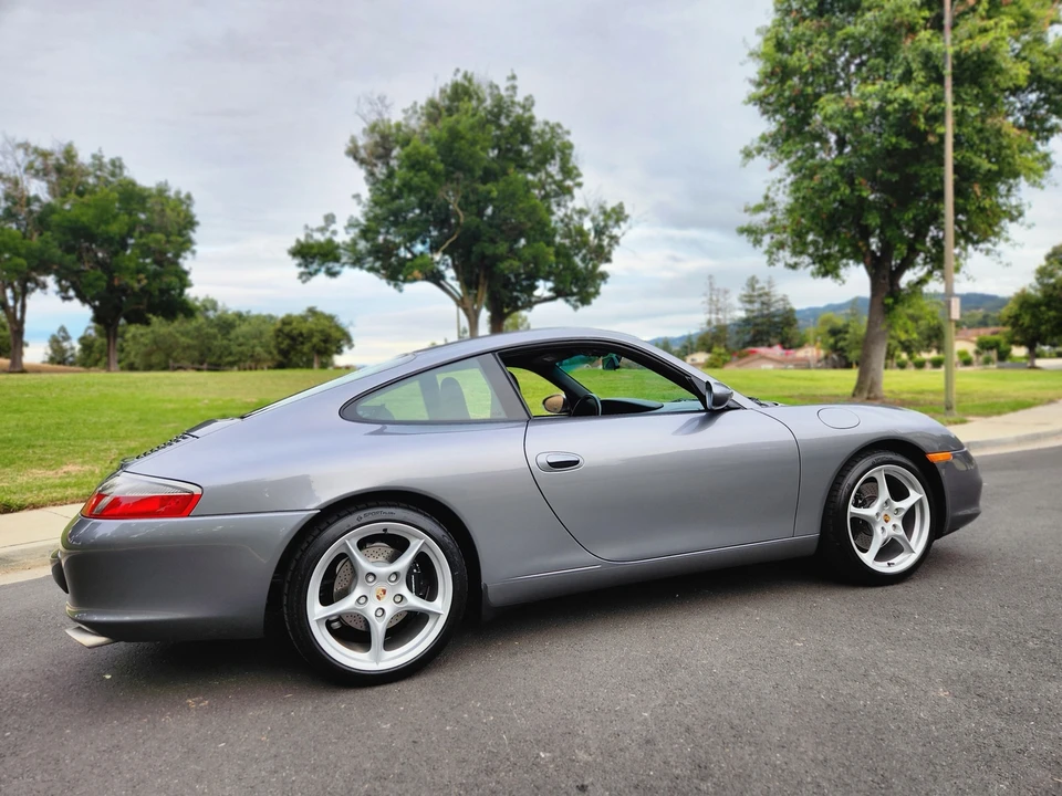 2002 Porsche 996 Carrera - Image 15 of 31