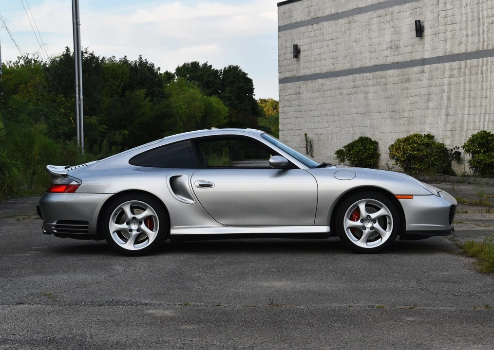 2002 Porsche 996 Turbo - Image 16 of 31