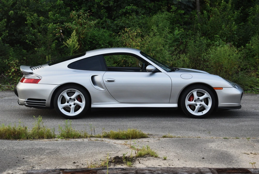 2002 Porsche 996 Turbo - Image 18 of 31
