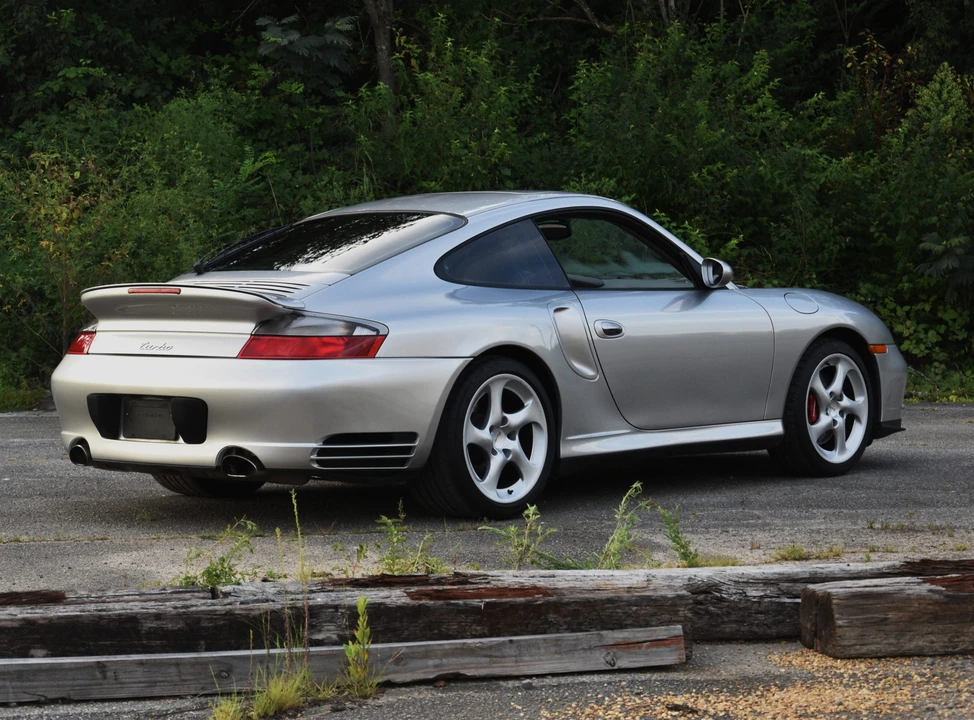 2002 Porsche 996 Turbo - Image 12 of 31