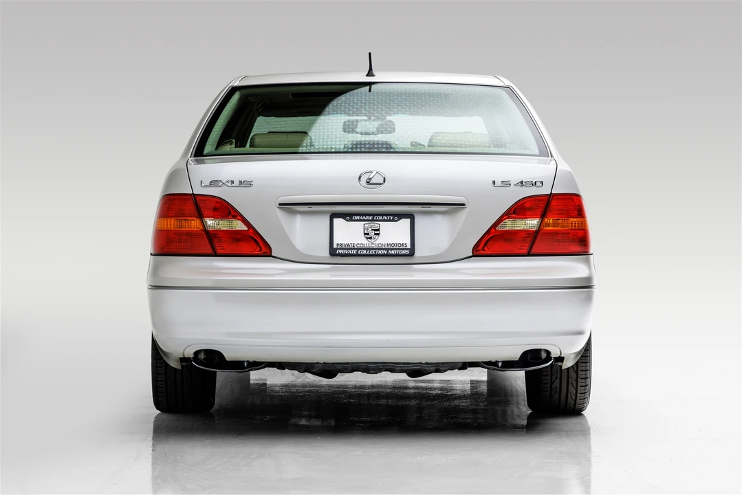 2003 Lexus LS 3rd Gen - Image 5 of 31