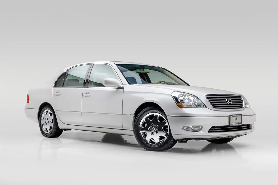 2003 Lexus LS 3rd Gen - Image 9 of 31