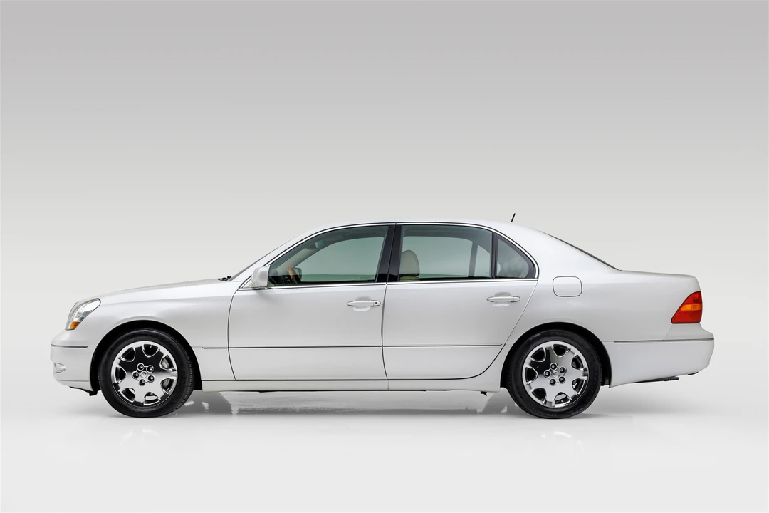 2003 Lexus LS 3rd Gen - Image 3 of 31