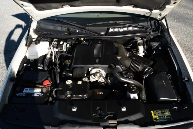 2003 Lincoln Town Car - Image 6 of 7
