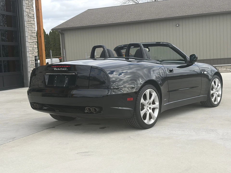 2003 Maserati Spyder - Image 12 of 31
