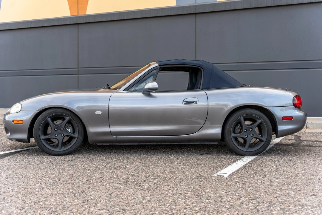 2003 Mazda NB MX-5 Miata - Image 4 of 31
