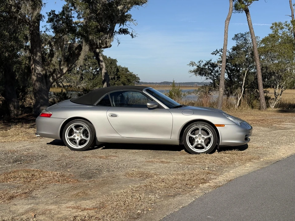 2003 Porsche 996 Carrera - Image 27 of 31