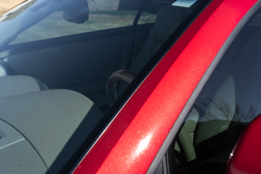 2004 Cadillac XLR - Image 18 of 31