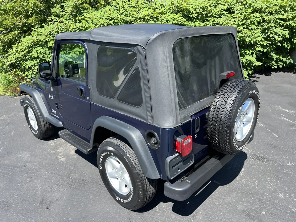 2004 Jeep TJ Wrangler - Image 25 of 31