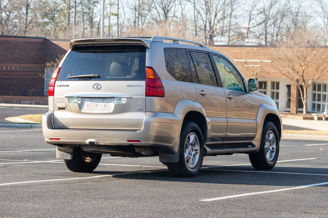 2004 Lexus GX 1st Gen - Image 5 of 31