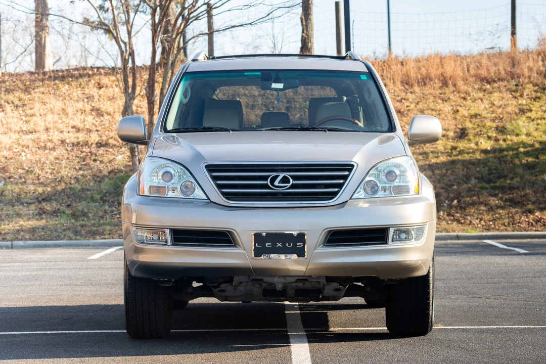 2004 Lexus GX 1st Gen - Image 3 of 31