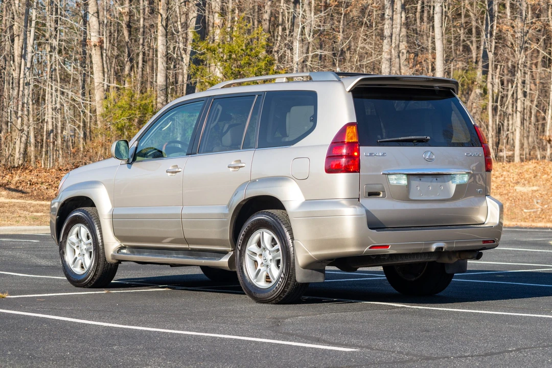 2004 Lexus GX 1st Gen - Image 7 of 31