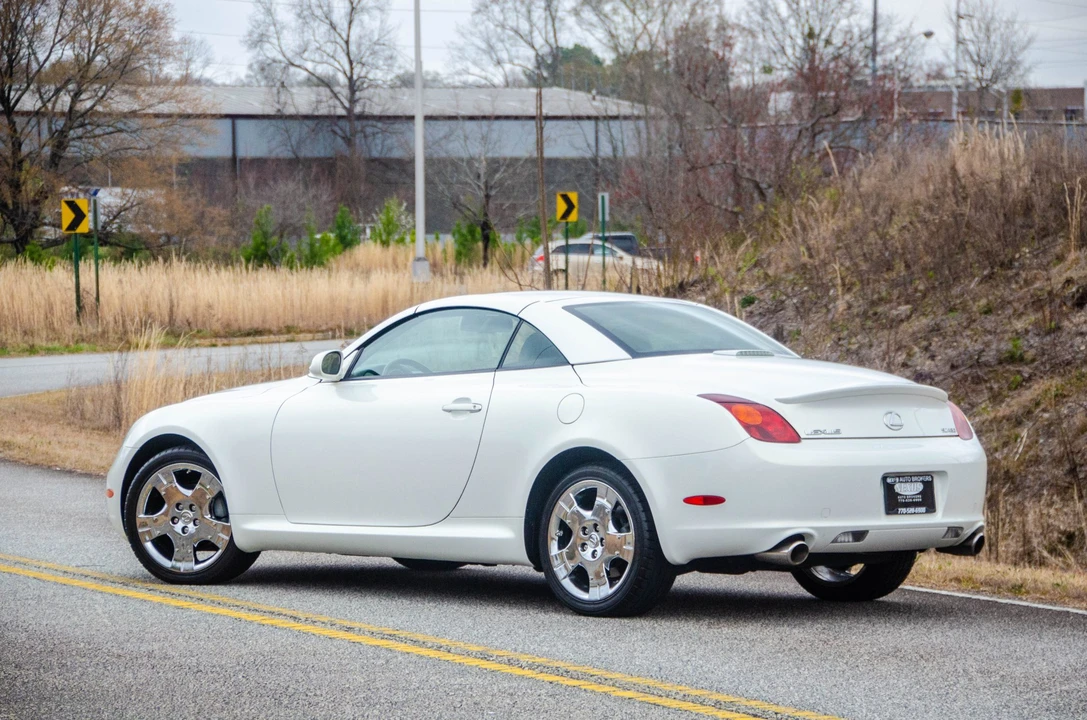 2004 Lexus SC430 - Image 10 of 31