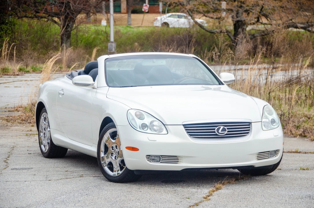 2004 Lexus SC430 - Image 16 of 31