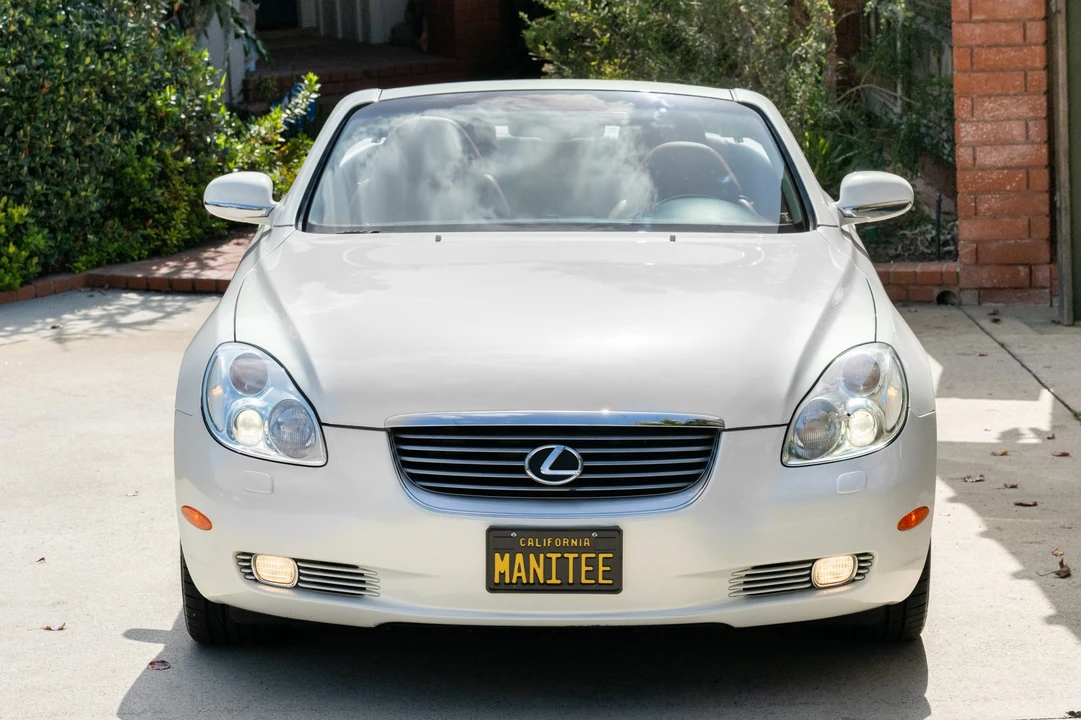 2004 Lexus SC430 - Image 3 of 31