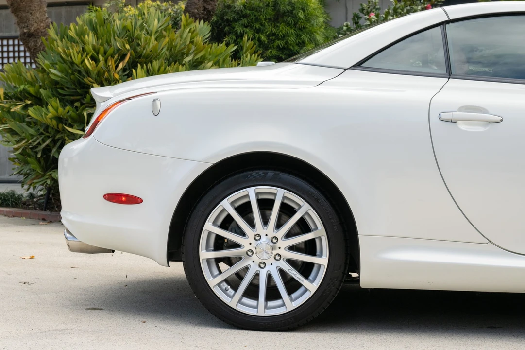 2004 Lexus SC430 - Image 22 of 31