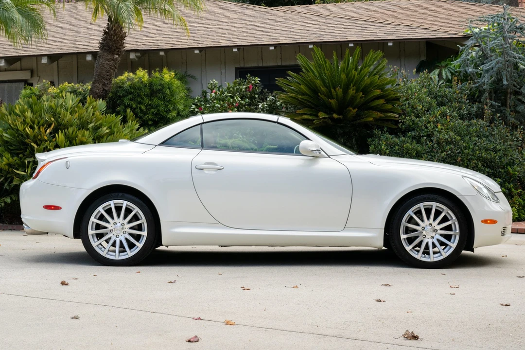 2004 Lexus SC430 - Image 12 of 31