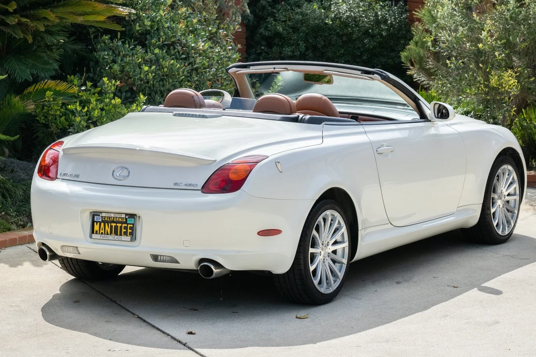 2004 Lexus SC430 - Image 5 of 31