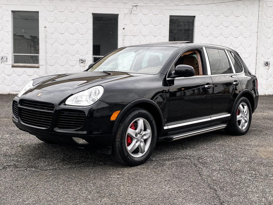 2004 Porsche 955/957 Cayenne Turbo - Image 2 of 31