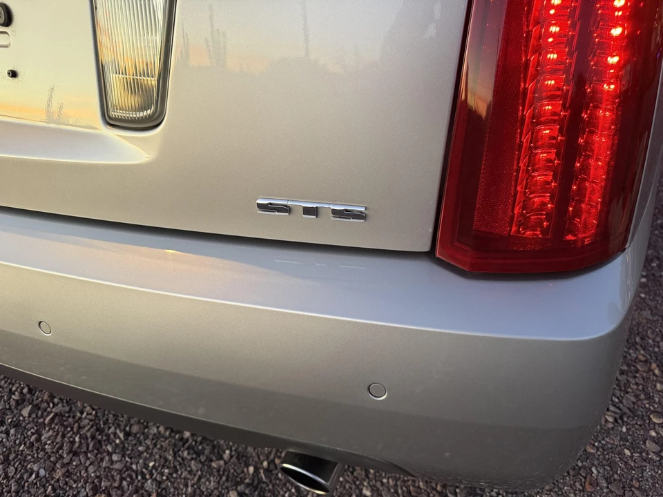 2005 Cadillac STS - Image 20 of 31