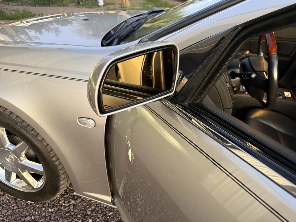2005 Cadillac STS - Image 24 of 31
