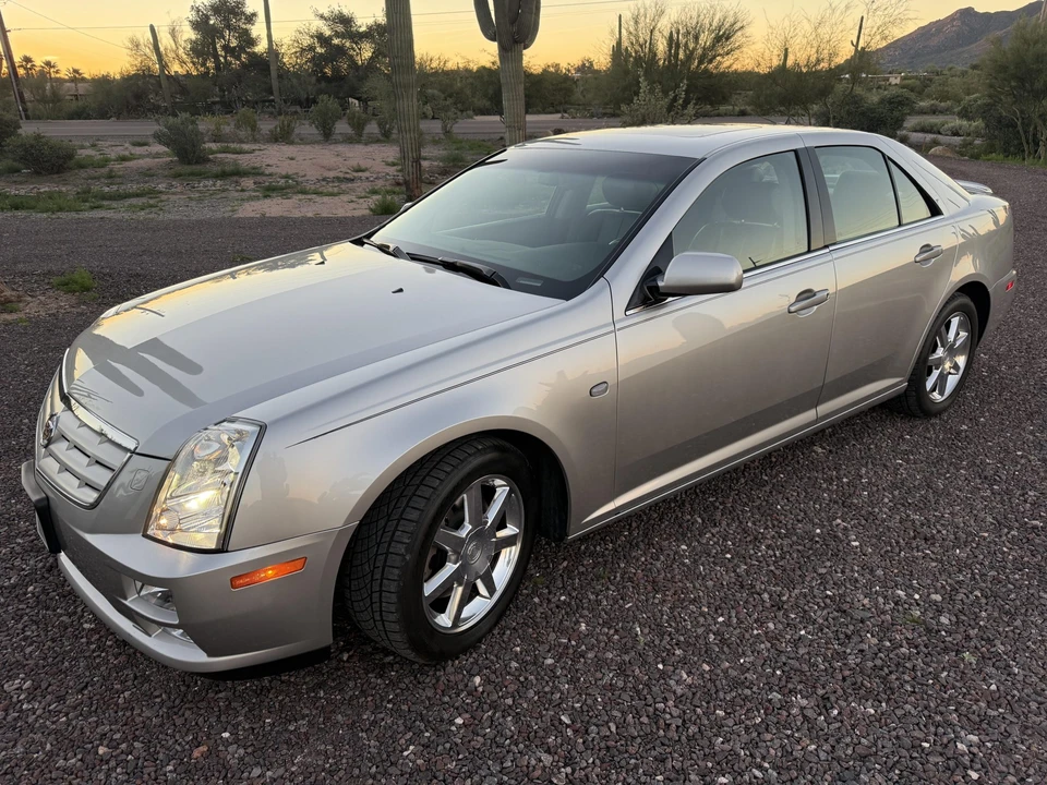2005 Cadillac STS - Image 3 of 31
