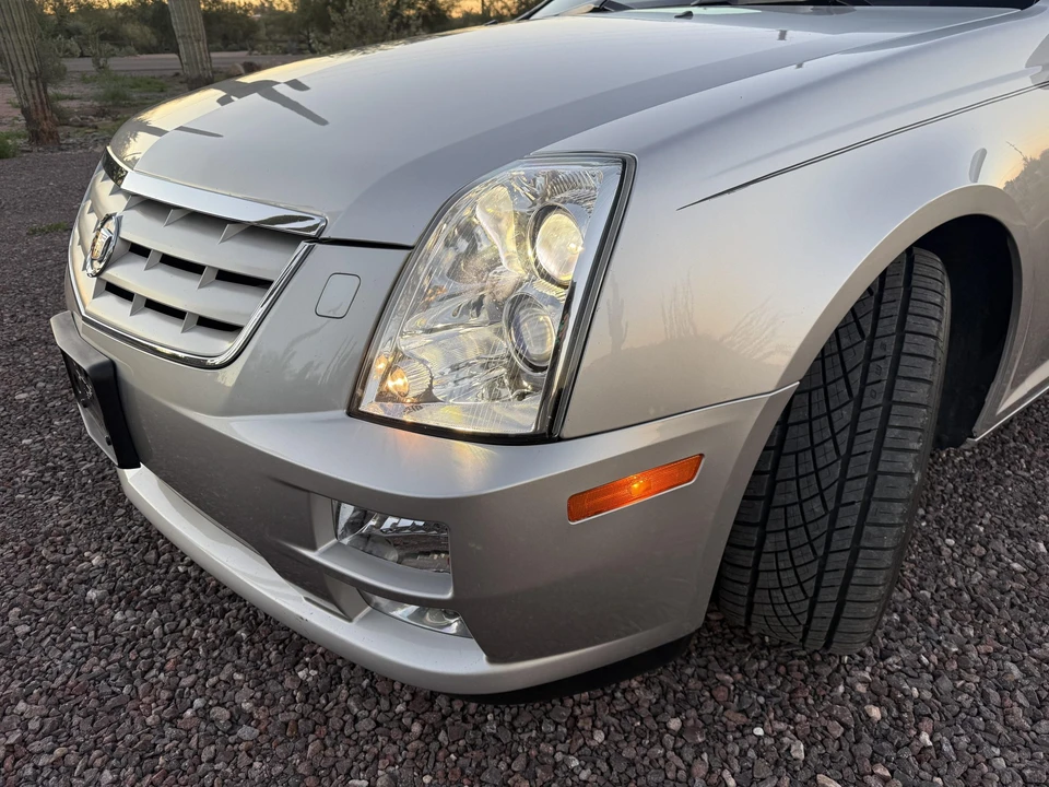 2005 Cadillac STS - Image 16 of 31