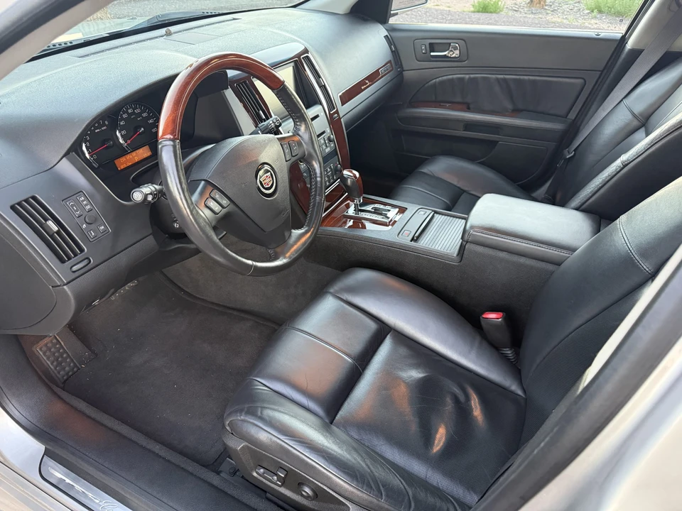 2005 Cadillac STS - Image 30 of 31