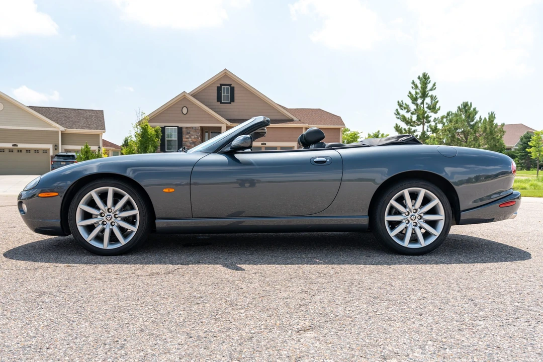 2005 Jaguar X100 XK8 - Image 8 of 31