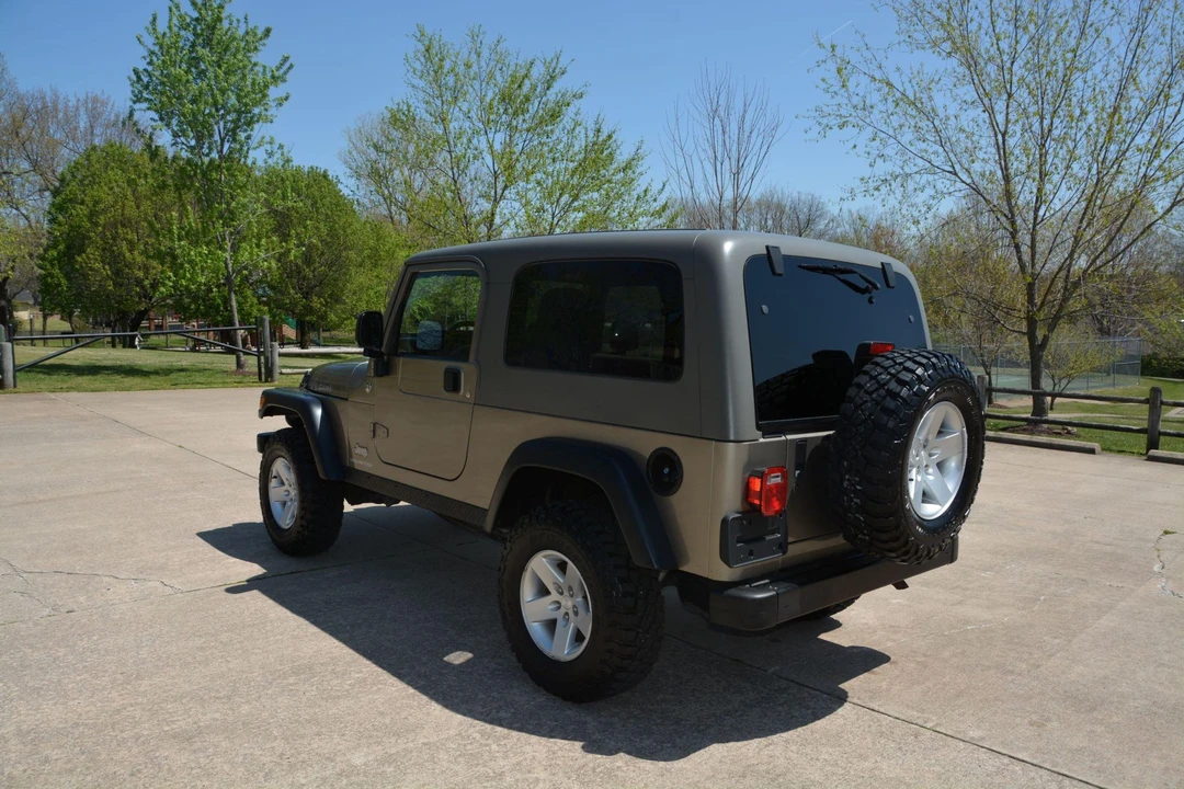 2005 Jeep TJ Wrangler - Image 16 of 31