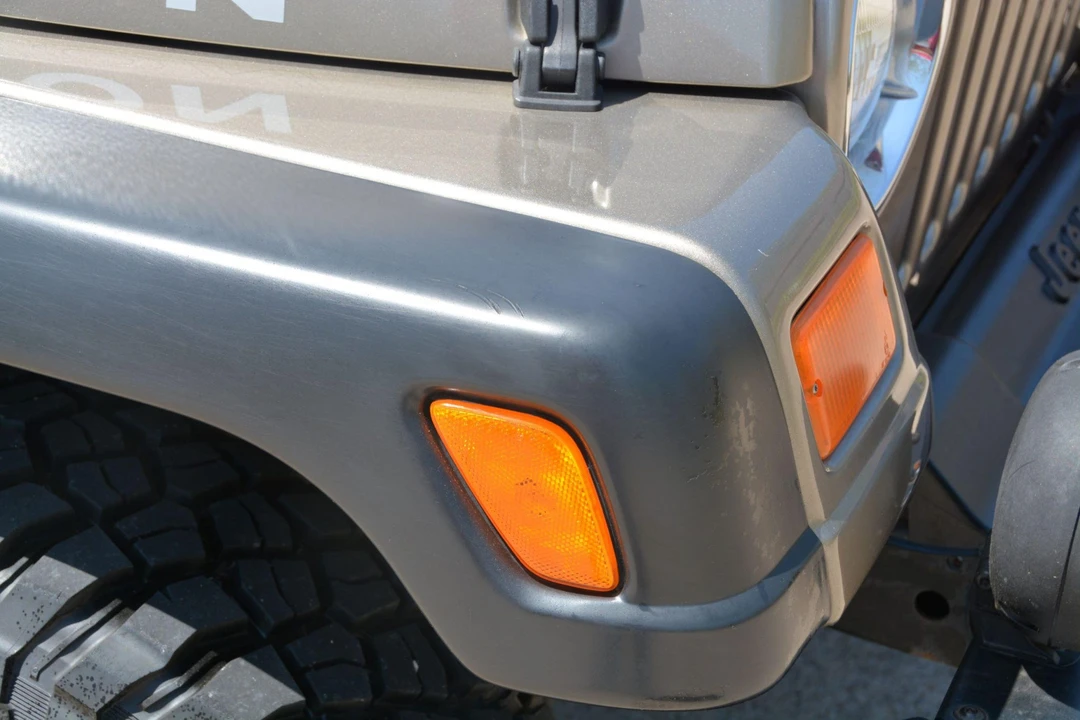 2005 Jeep TJ Wrangler - Image 29 of 31