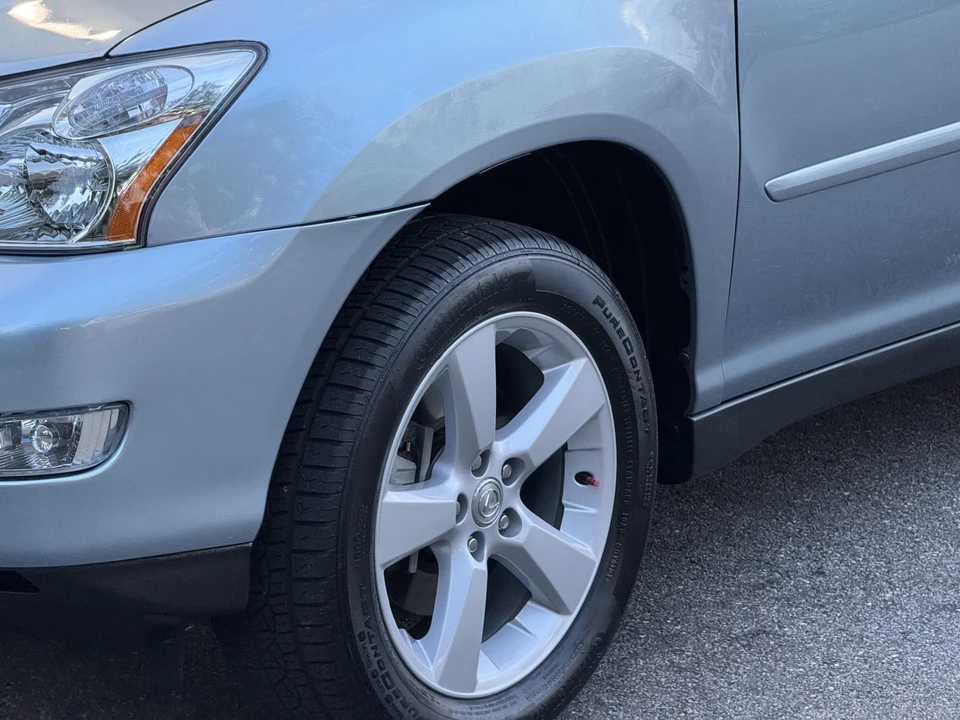 2005 Lexus RX 2nd Gen - Image 19 of 31